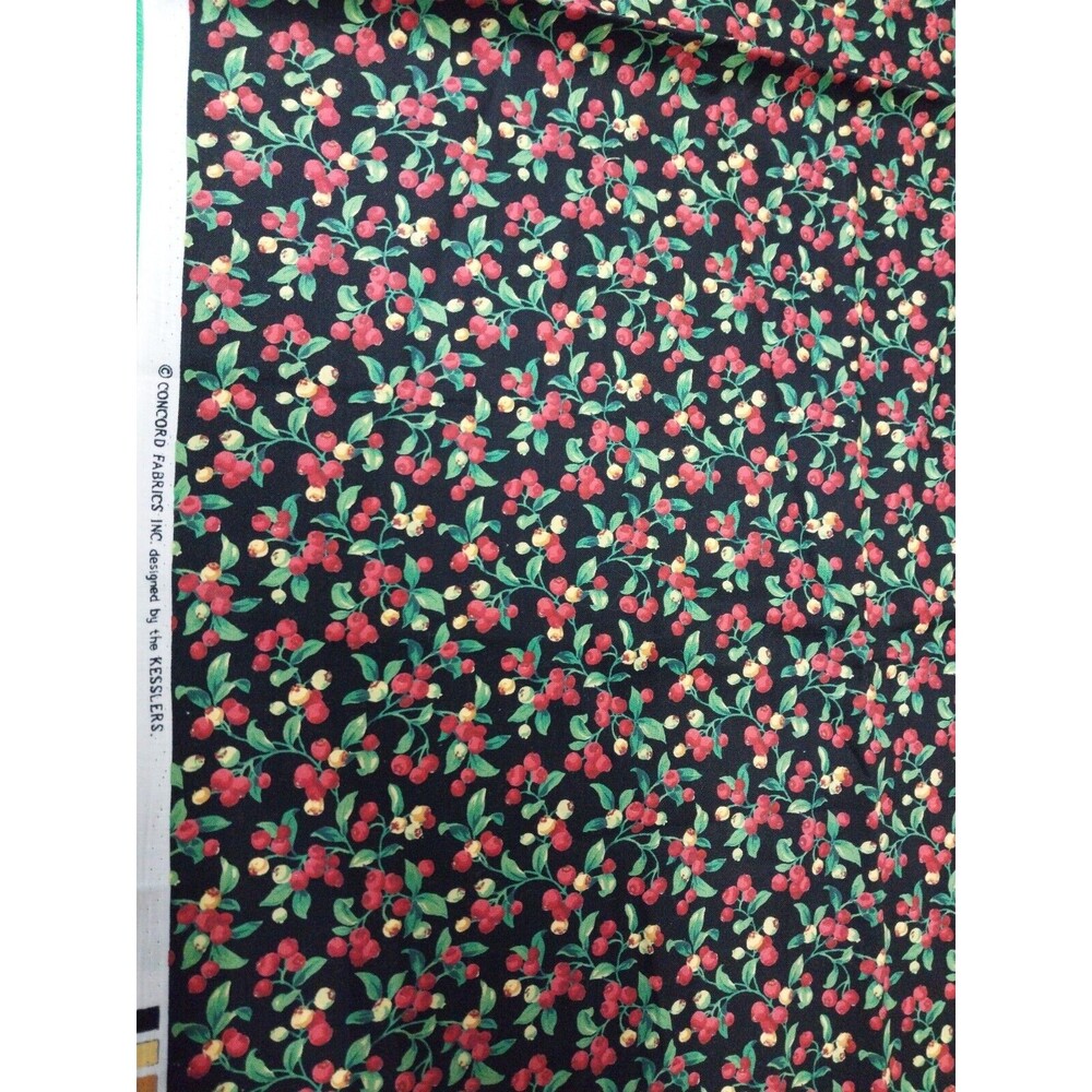 1 Yard Concord Cotton Fabric red Berries - Picture 2 of 2